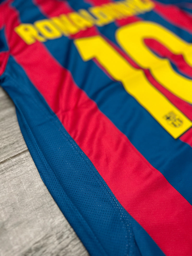 Camisa Retrô FC Barcelona 2005/06 Home