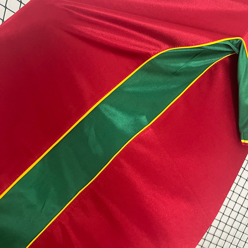 Camisa Retrô Seleção Portugal 1998/98 Home