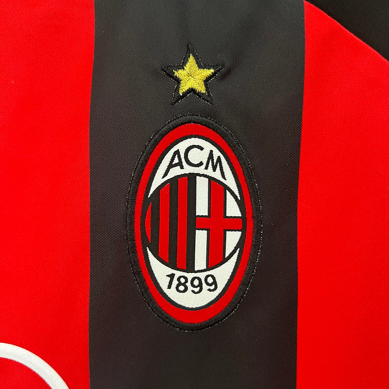 Camisa Retrô AC Milan 2001/02 Home